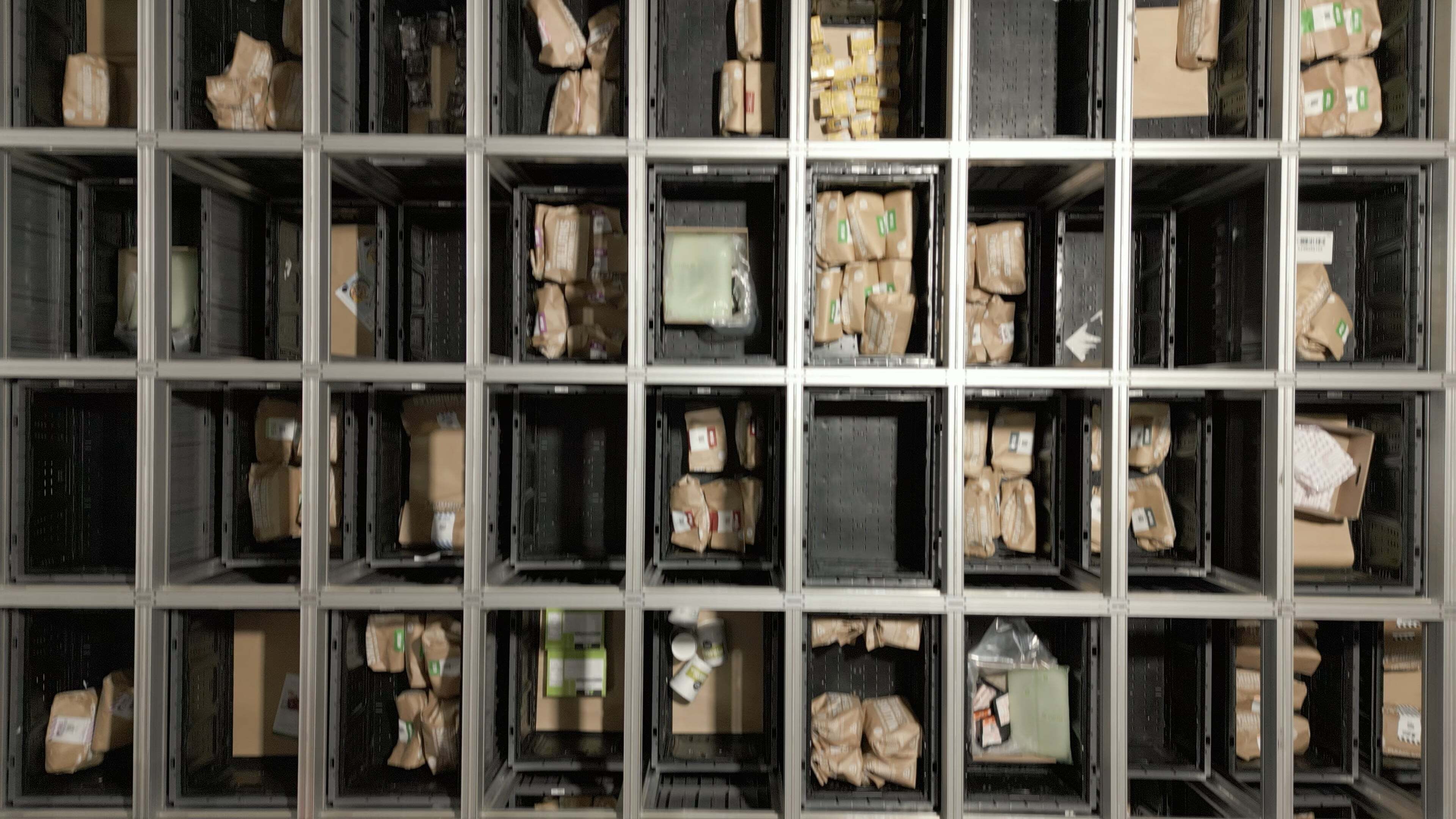 HelloFresh Transforms Fulfillment Efficiency with AutoStore