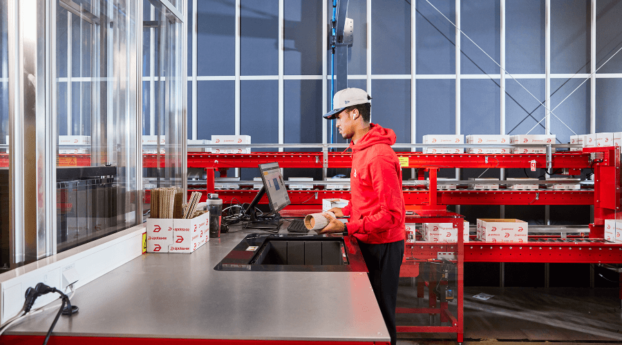 Der ultimative Leitfaden zum Order Fulfillment: Optimieren Sie Ihre Abläufe für eine effiziente Lieferung